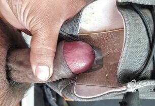 mechanic found teacher's shoes in